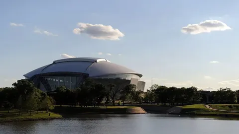 曼联谈加纳乔转会降至5000万，球迷惜别铁卫，揭秘阿莫林选将内幕